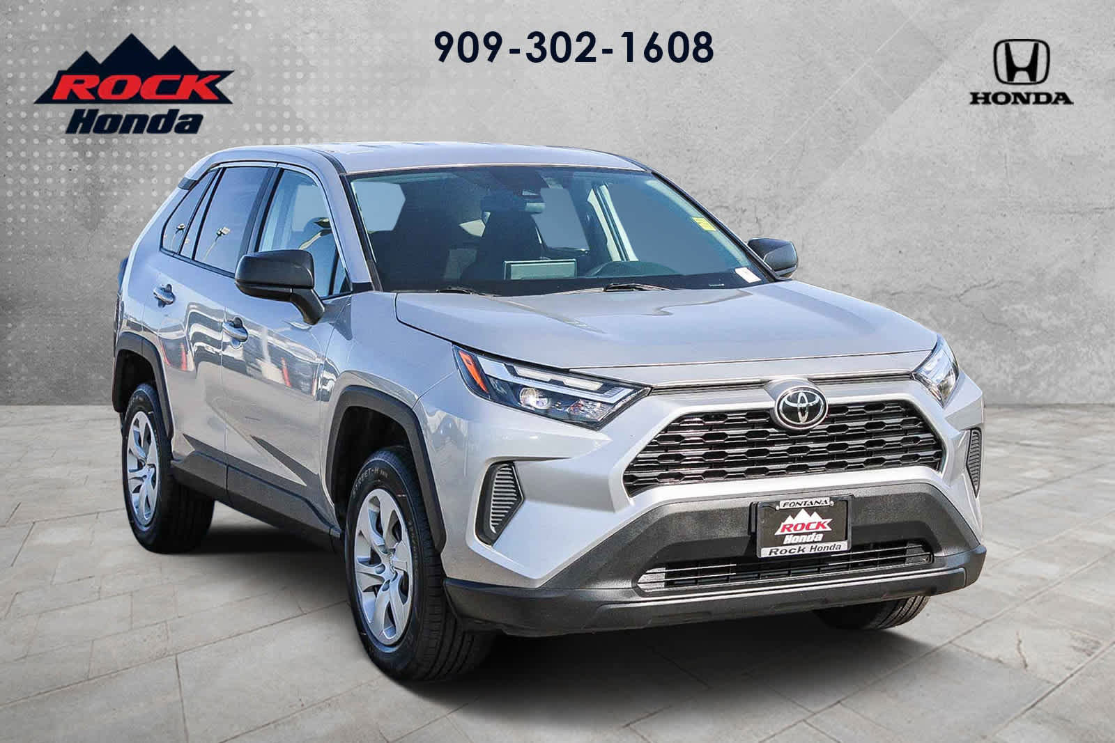 Used 2024 Toyota RAV4 LE image 3