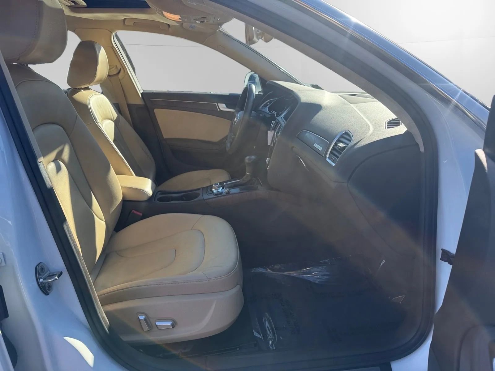 Used 2015 Audi A4 2.0T Premium w/ Audi MMI Navigation image 19