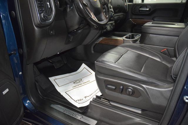 Used 2022 Chevrolet Silverado 3500 High Country AWD/4WD image 41