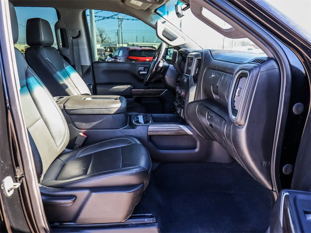 Used 2020 Chevrolet Silverado 1500 LT Trail Boss w/ Midnight Edition image 12