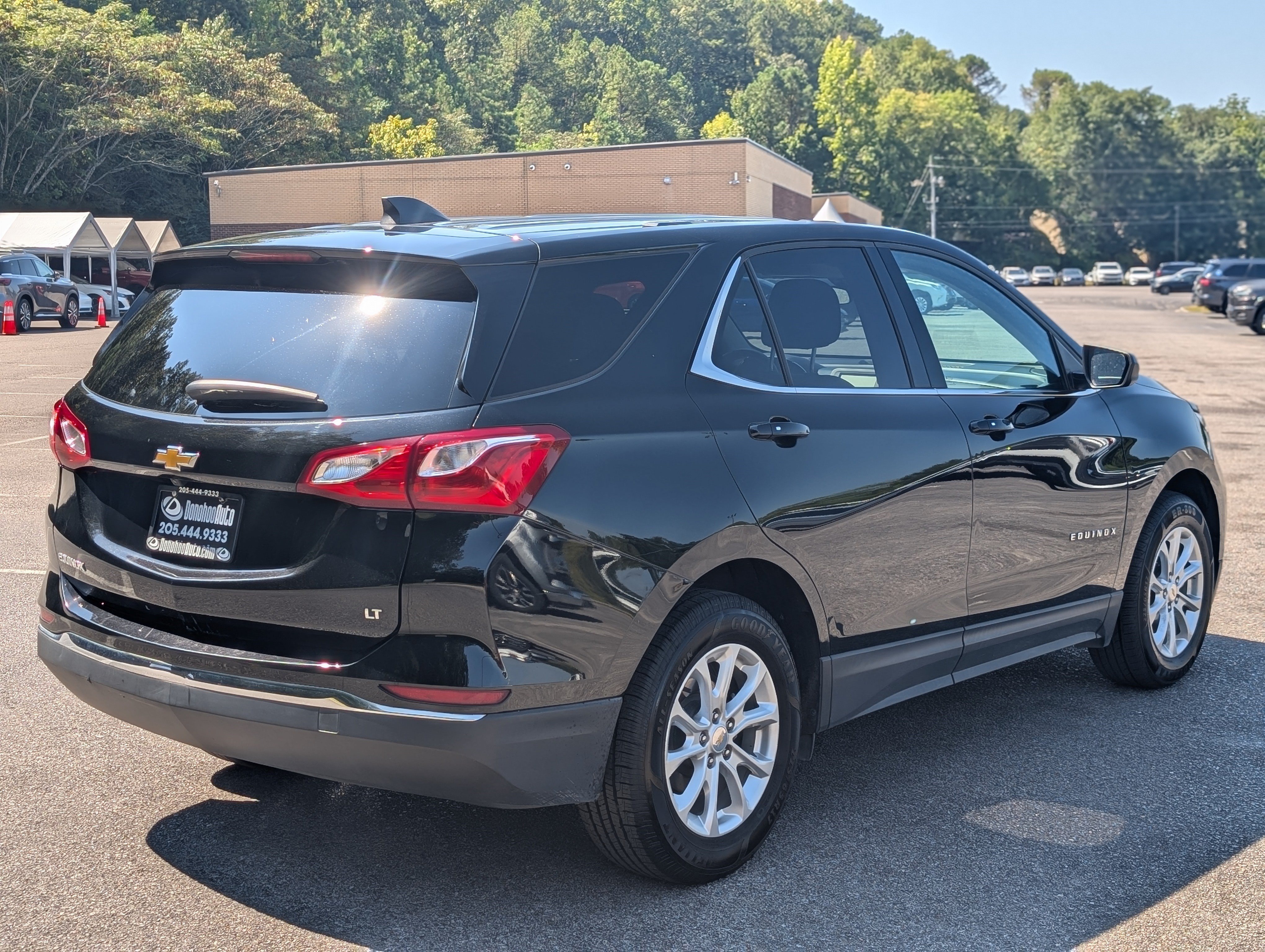 Used 2018 Chevrolet Equinox LT FWD image 9