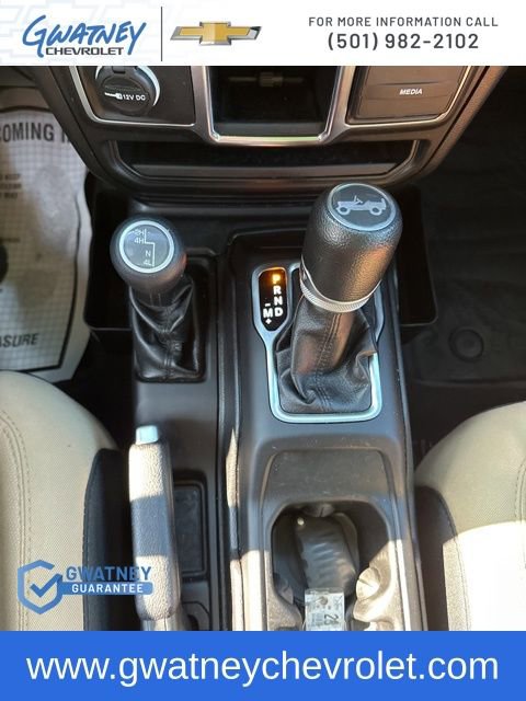 Used 2019 Jeep Wrangler Sport image 19