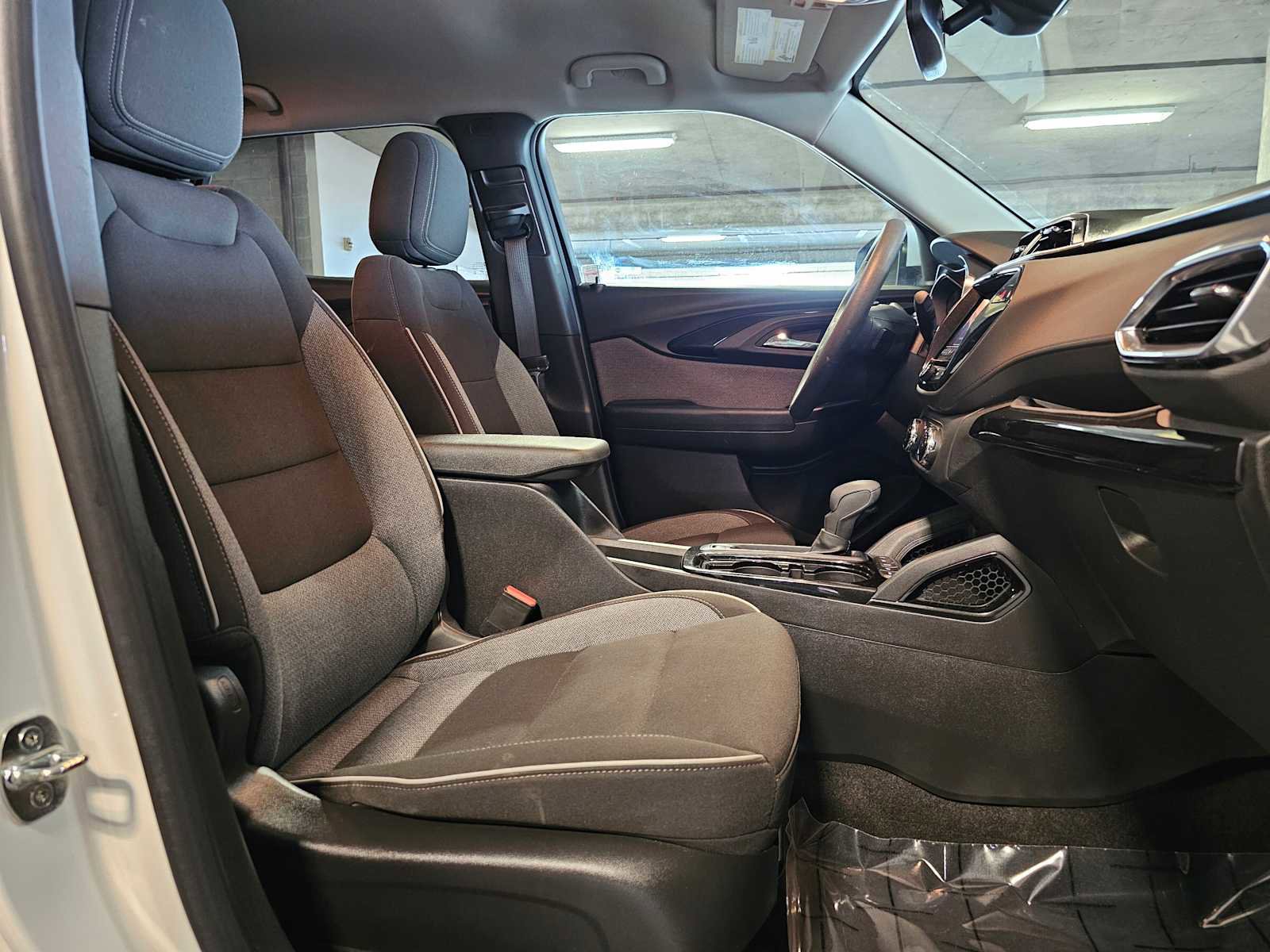 Used 2022 Chevrolet TrailBlazer LT w/ Convenience Package image 34
