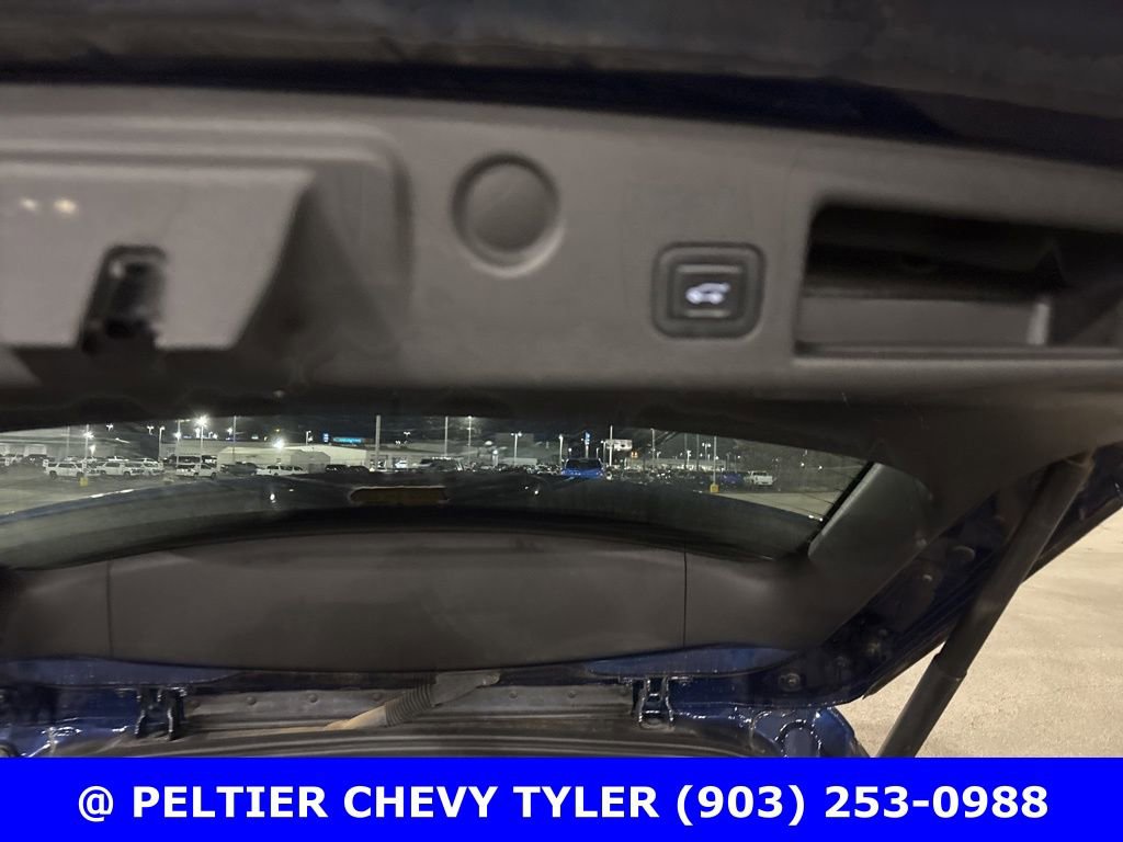 Used 2022 Chevrolet Equinox RS w/ LPO, Cargo Package image 22