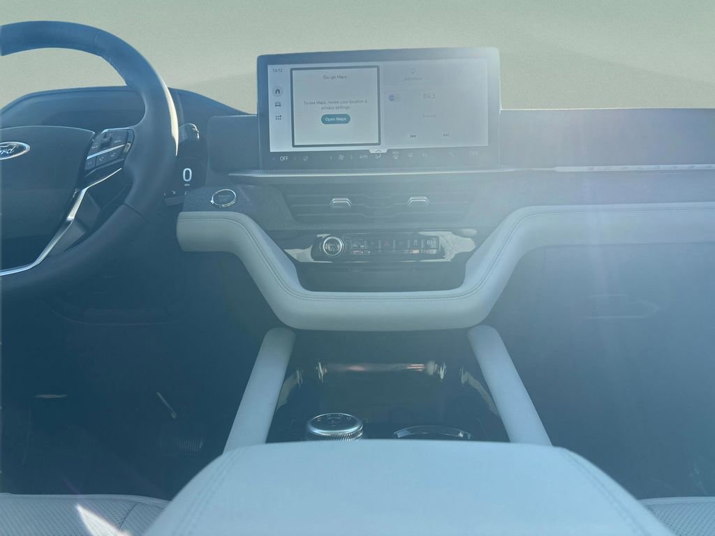 New 2026 Ford Explorer Platinum w/ LUX Leather Package image 16