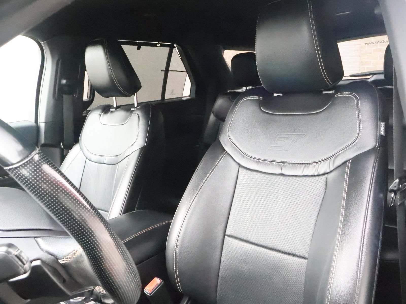 Used 2020 Ford Explorer ST w/ Premium Technology Package AWD/4WD image 27