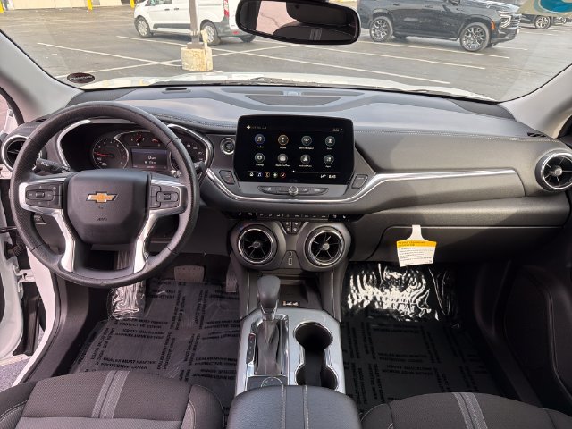 Certified 2023 Chevrolet Blazer LT w/ Convenience Package FWD image 12