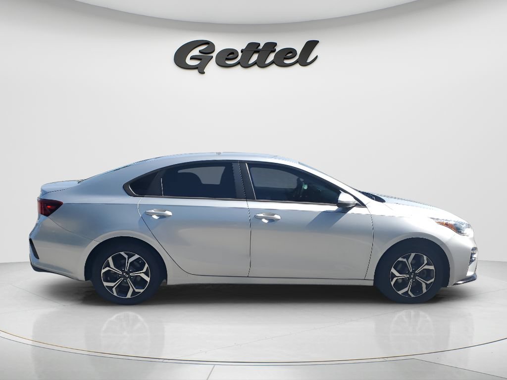 Used 2020 Kia Forte LXS FWD image 4