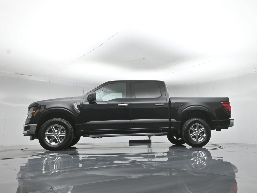 Used 2025 Ford F150 XLT w/ Equipment Group 301A Standard AWD/4WD image 8