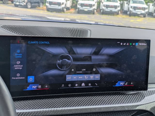 Used 2025 BMW M2 RWD image 23