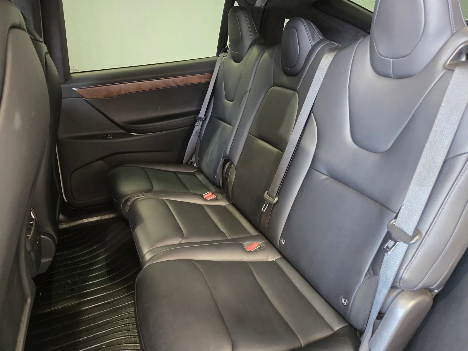 Used 2020 Tesla Model X Long Range image 10