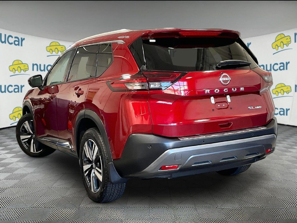 Certified 2023 Nissan Rogue SL w/ SL Premium Package AWD/4WD image 4