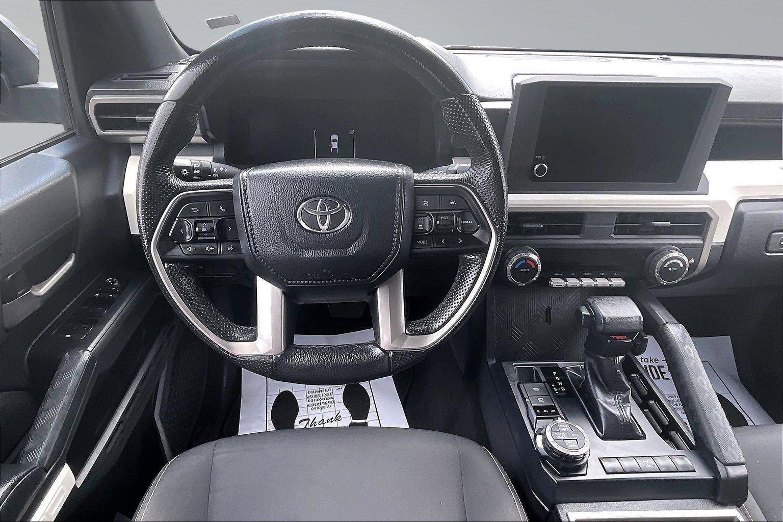Used 2024 Toyota Tacoma TRD Off-Road image 6