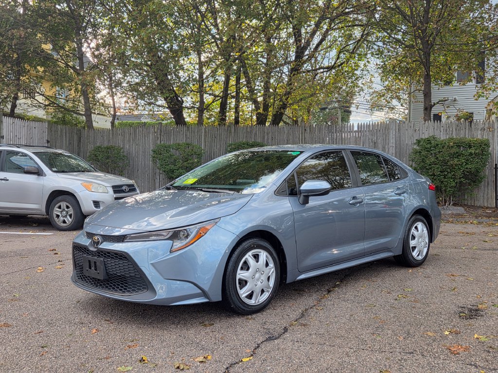 Used 2021 Toyota Corolla LE w/ Carpet Mat Package (TMS) FWD image 2