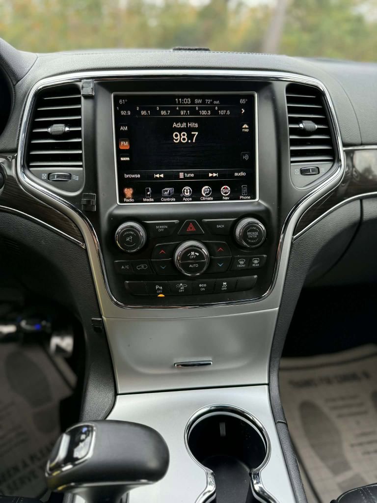 Used 2015 Jeep Grand Cherokee High Altitude RWD image 18