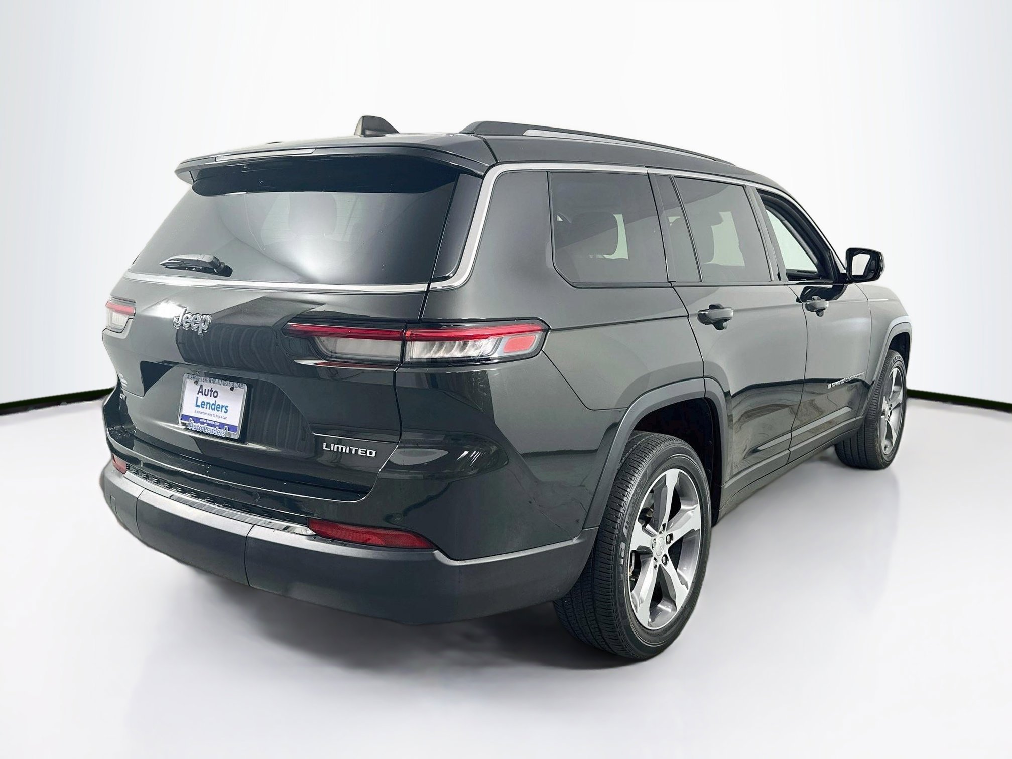 Used 2023 Jeep Grand Cherokee L Limited RWD image 5