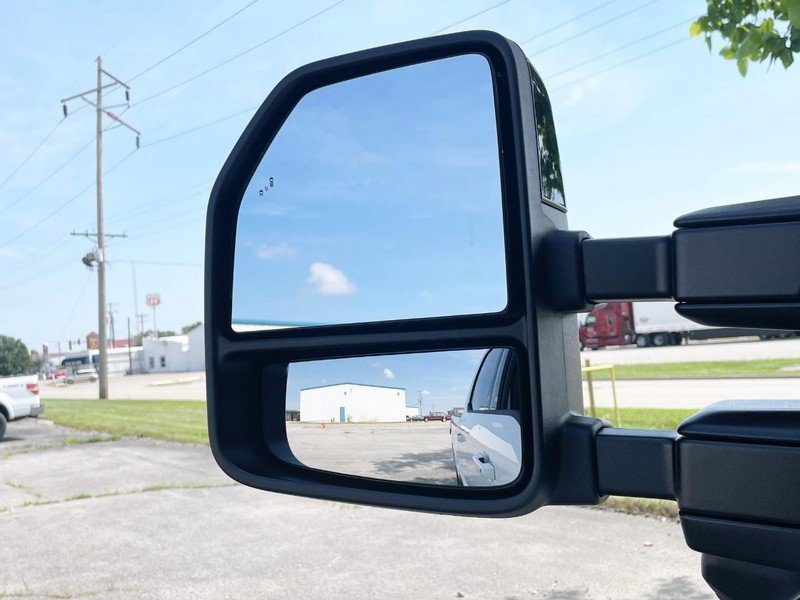 New 2025 Ford F350 Lariat image 29