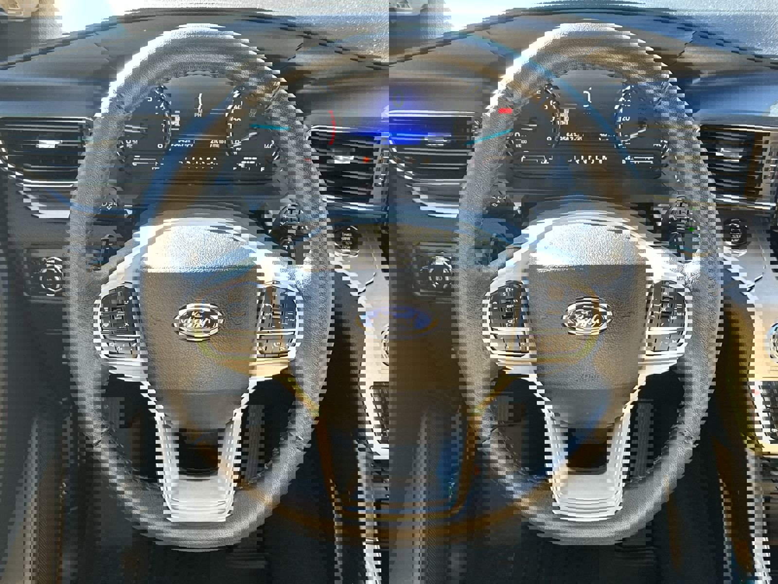 Used 2021 Ford Explorer XLT w/ Equipment Group 202A image 19