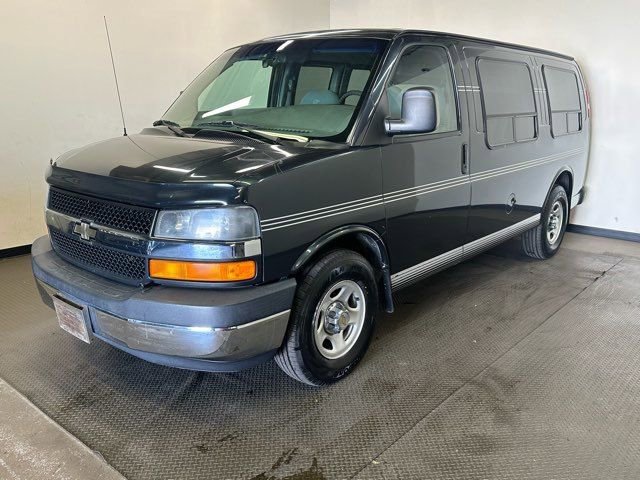 Used 2003 Chevrolet Express 1500 w/ Preferred Equipment Group 3 image 5