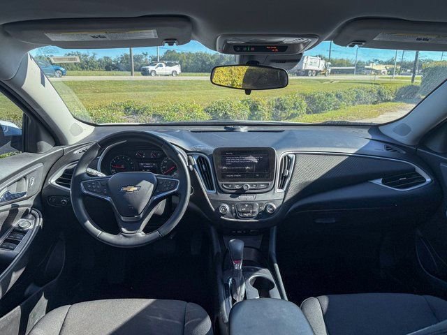 Used 2024 Chevrolet Malibu RS image 11