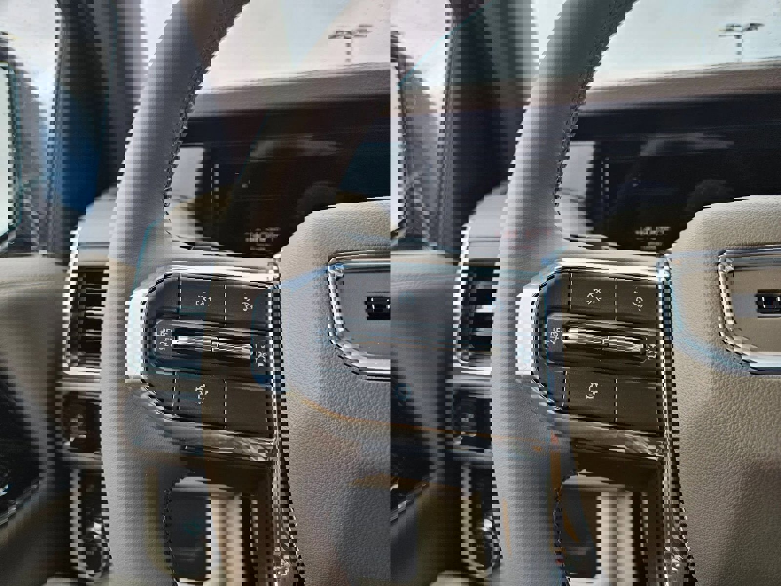 New 2026 GMC Yukon Denali AWD/4WD image 12