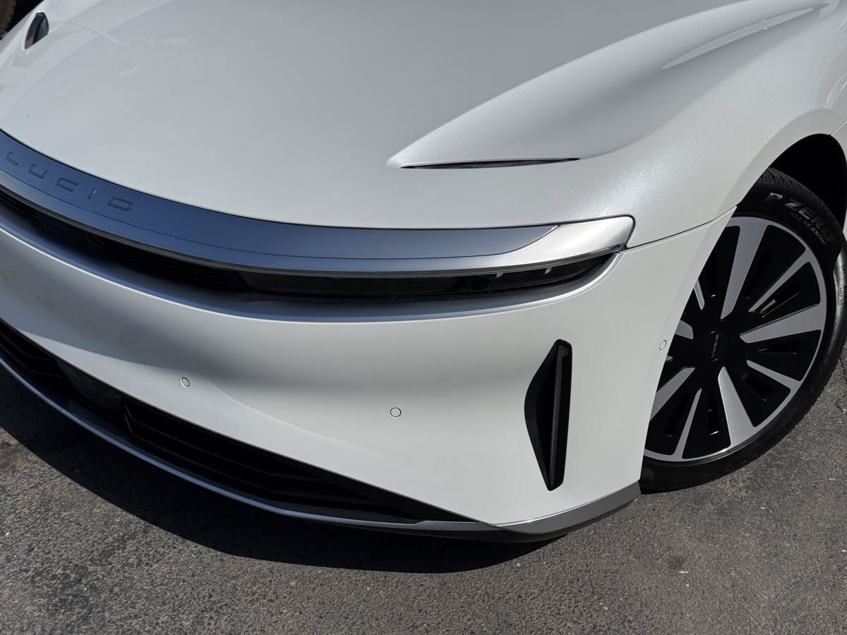 Used 2023 Lucid Air Pure AWD/4WD image 3