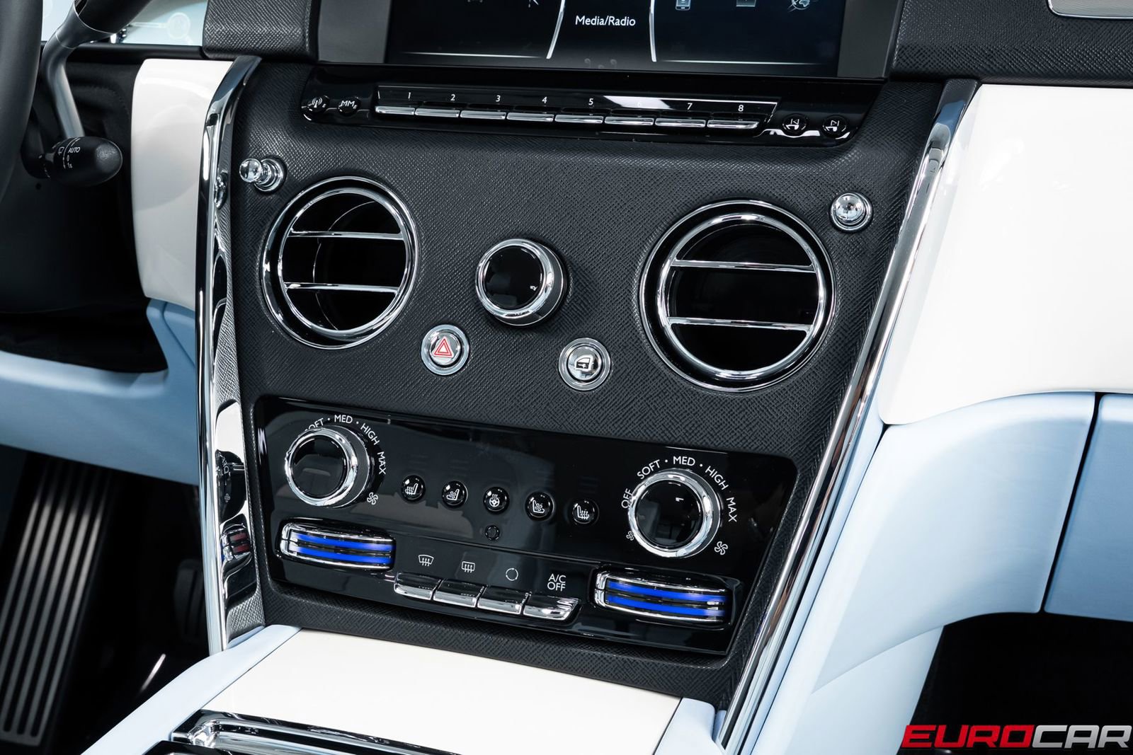 Used 2023 Rolls-Royce Cullinan image 36