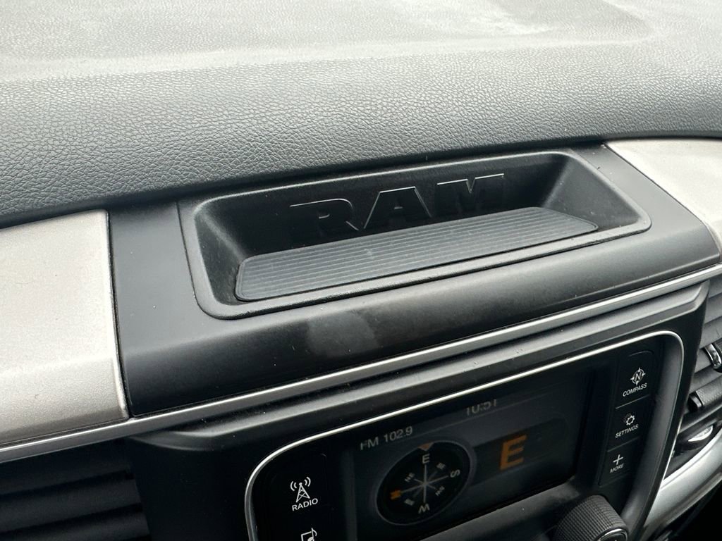 Used 2017 RAM 1500 Classic SLT image 13