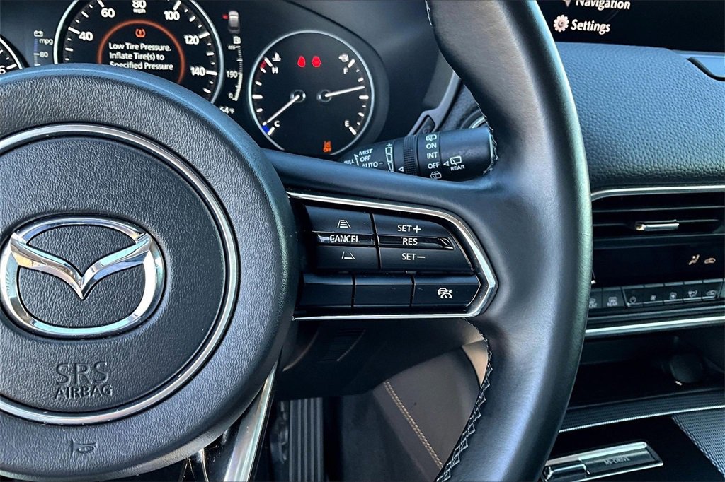 Certified 2025 MAZDA CX-70 3.3 Turbo w/ Preferred Package image 19