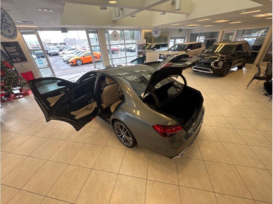 Used 2021 Mercedes-Benz E 53 AMG 4MATIC Sedan image 37