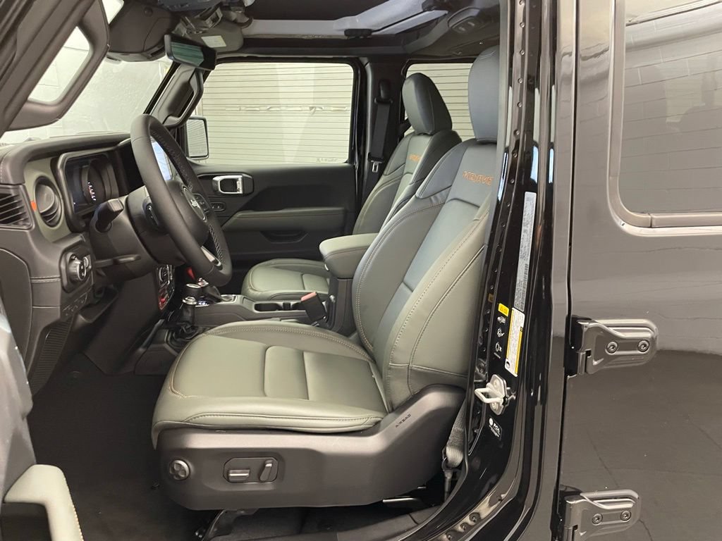 New 2026 Jeep Gladiator Mojave AWD/4WD image 15