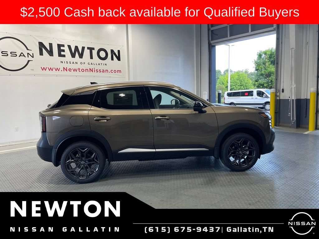 New 2026 Nissan Kicks SR FWD image 9