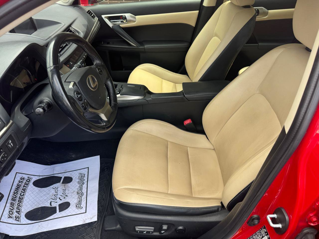 Used 2015 Lexus CT 200h w/ Navigation Package FWD image 5