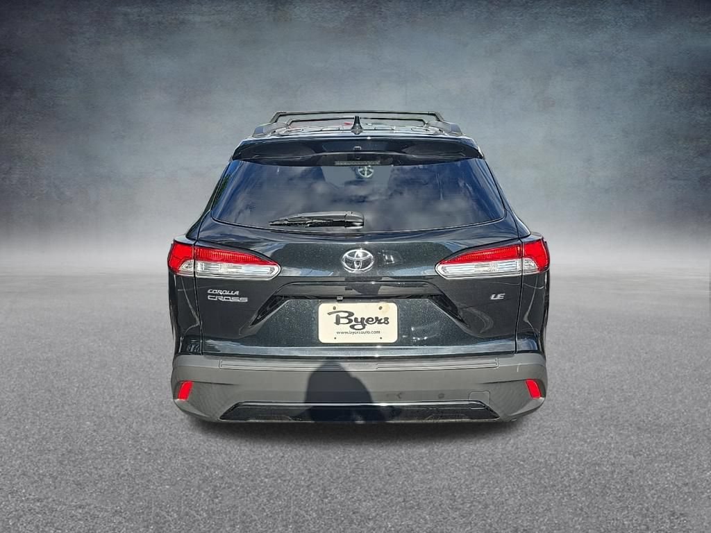 Used 2023 Toyota Corolla Cross LE FWD image 8