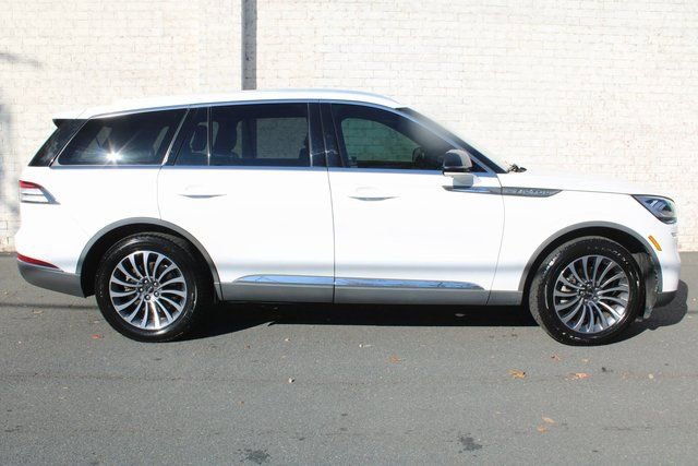Used 2020 Lincoln Aviator Reserve w/ Equipment Group 201A image 16