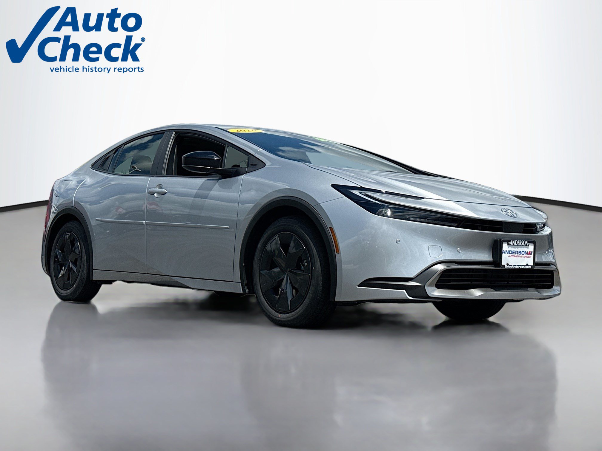 Used 2026 Toyota Prius Plug-In Hybrid FWD image 1