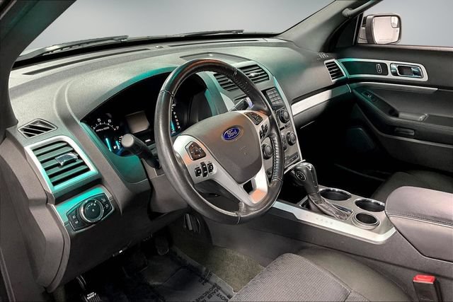 Used 2013 Ford Explorer XLT FWD image 15