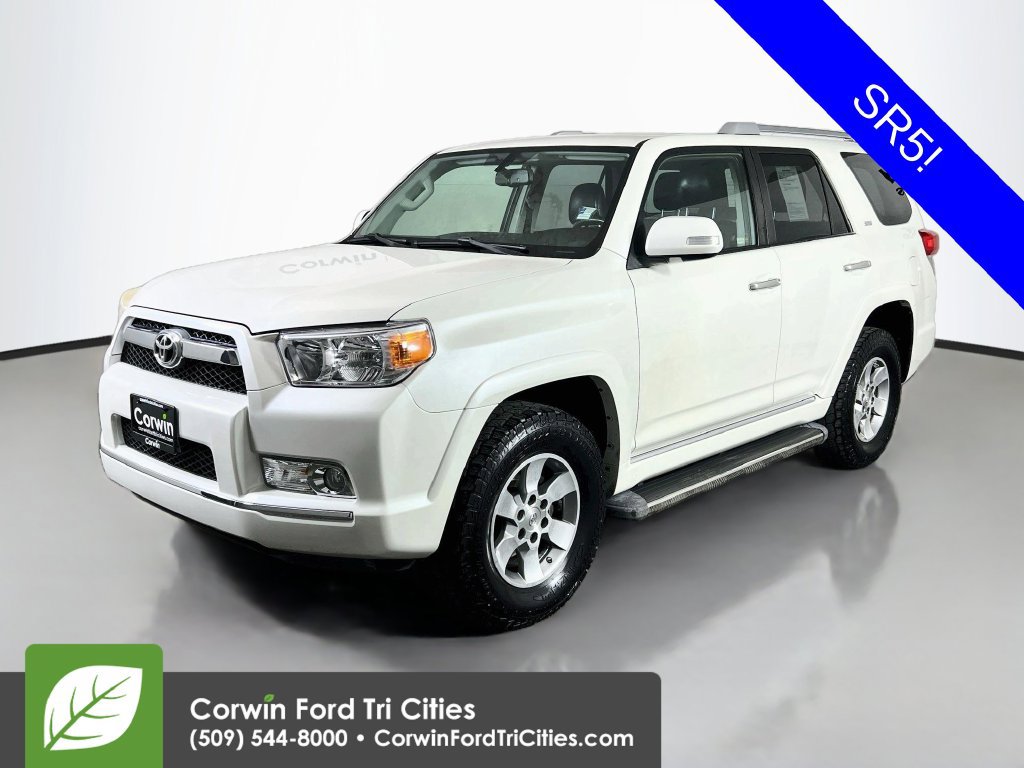 Used 2011 Toyota 4Runner SR5 w/ Premium Pkg w/Leather AWD/4WD image 4