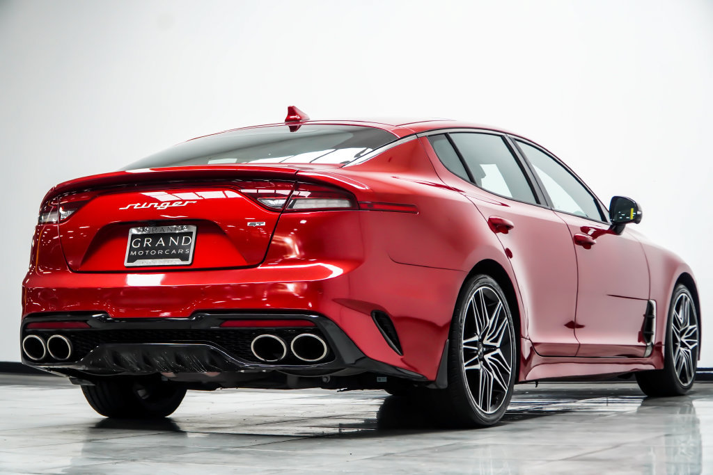 Used 2023 Kia Stinger GT2 RWD image 16