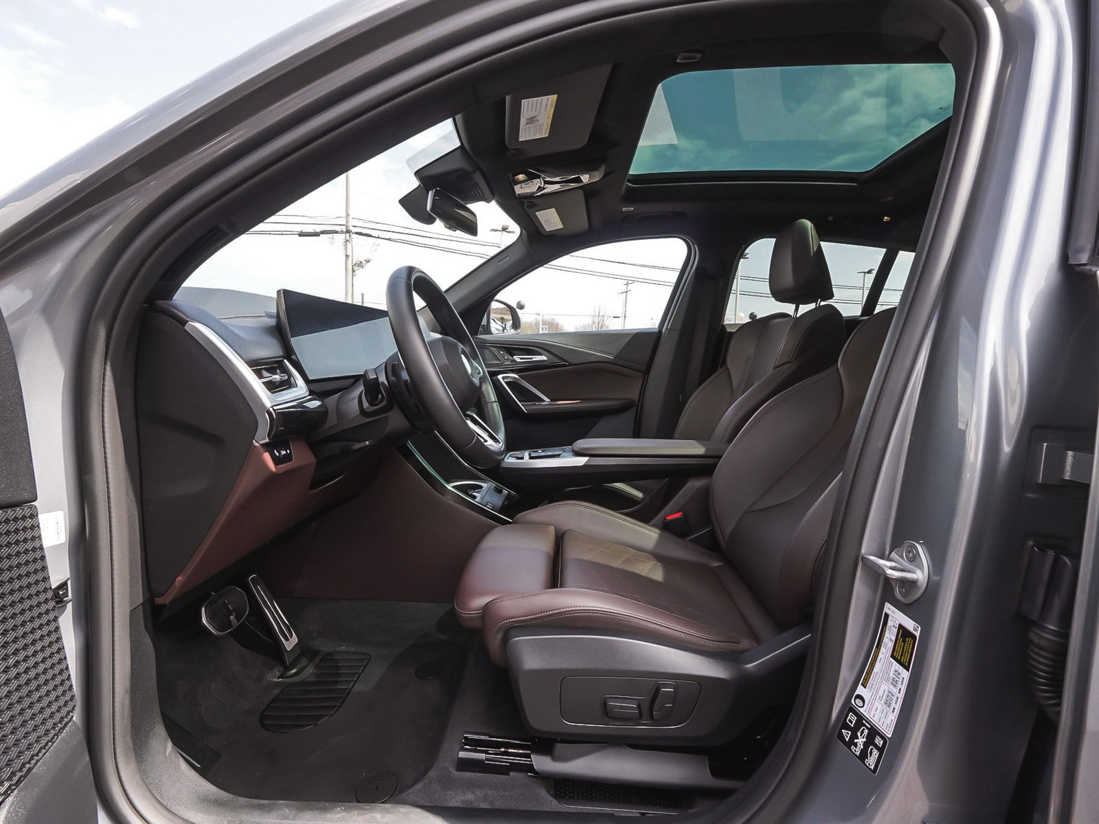 Used 2025 BMW X2 xDrive28i image 28