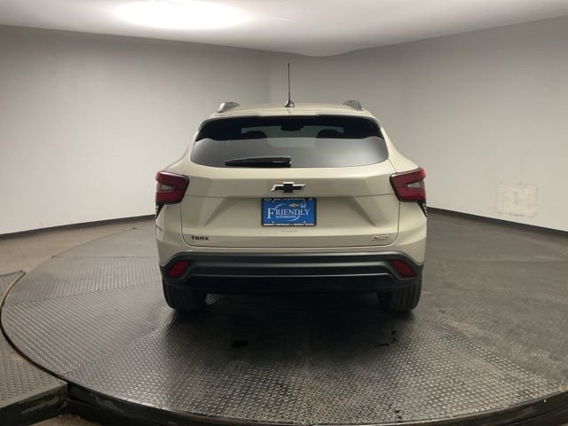 New 2026 Chevrolet Trax RS image 6
