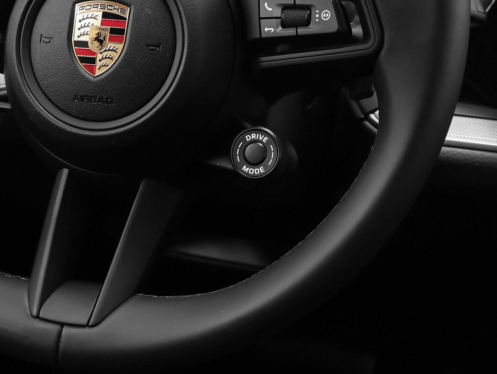 New 2026 Porsche Cayenne Coupe AWD/4WD image 30
