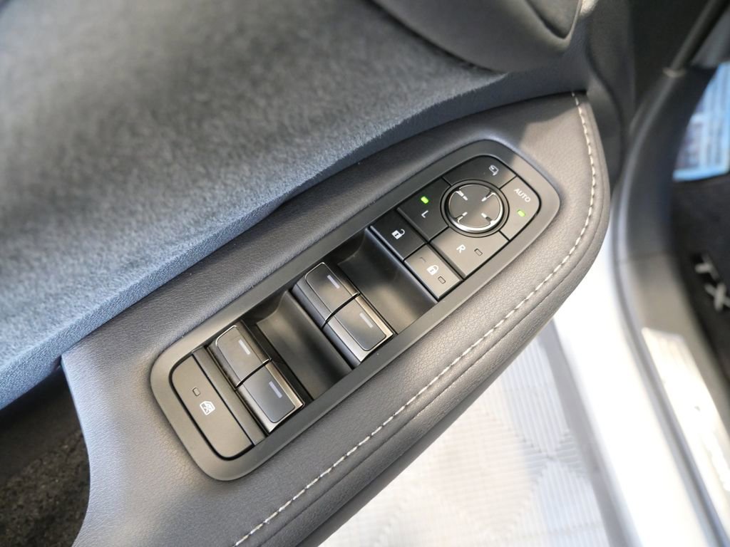 Certified 2025 Lexus TX 500h AWD w/ Technology Package image 19