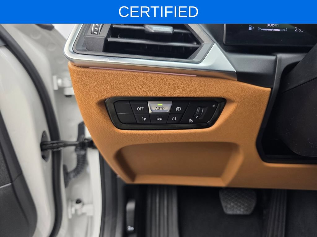 Certified 2024 BMW 330i Sedan w/ Premium Package RWD image 24