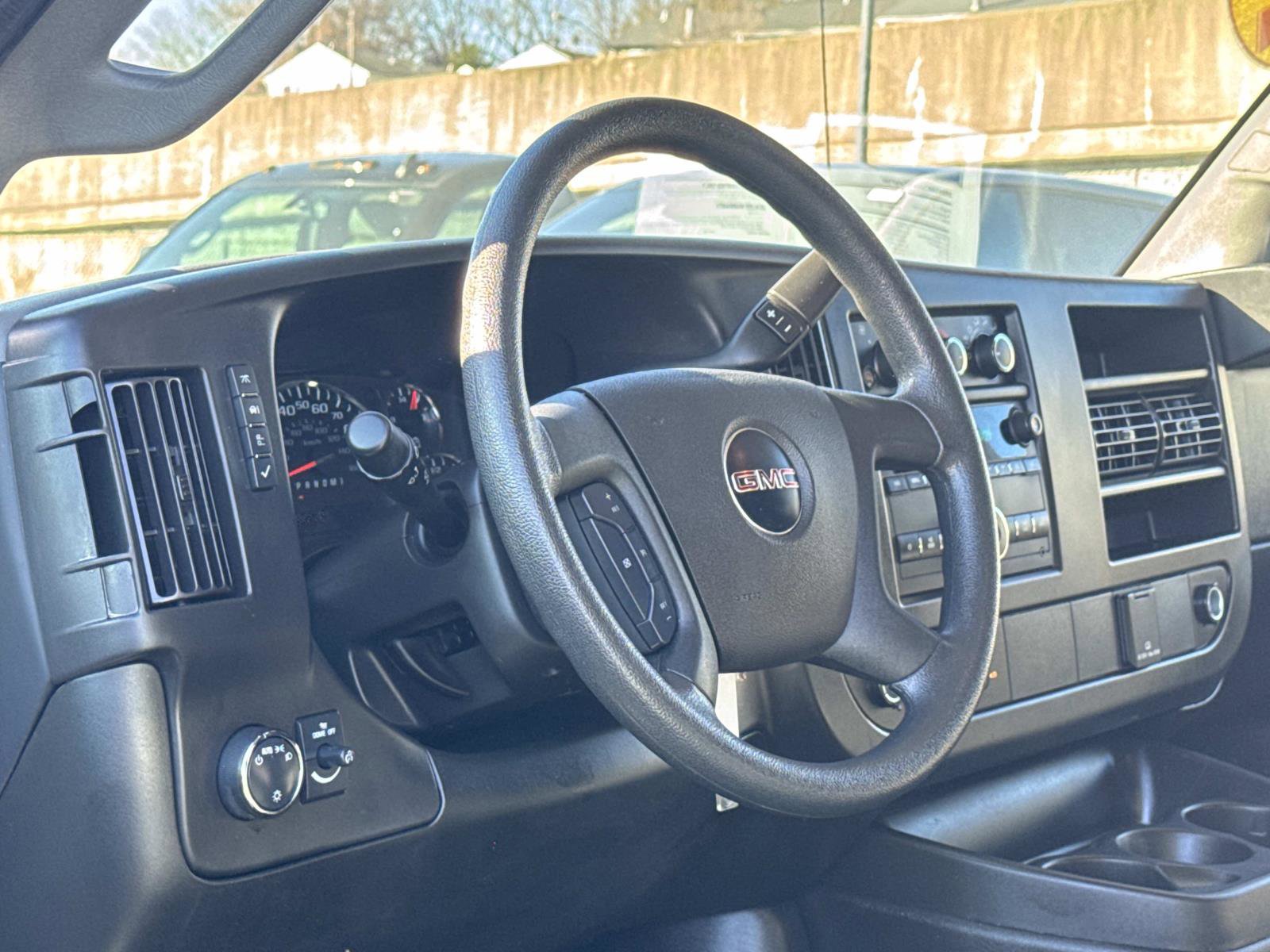 Used 2024 GMC Savana 2500 Work Van w/ Driver Convenience Package image 9