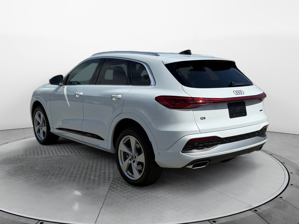 Certified 2025 Audi Q5 Premium Plus w/ Premium Plus image 5