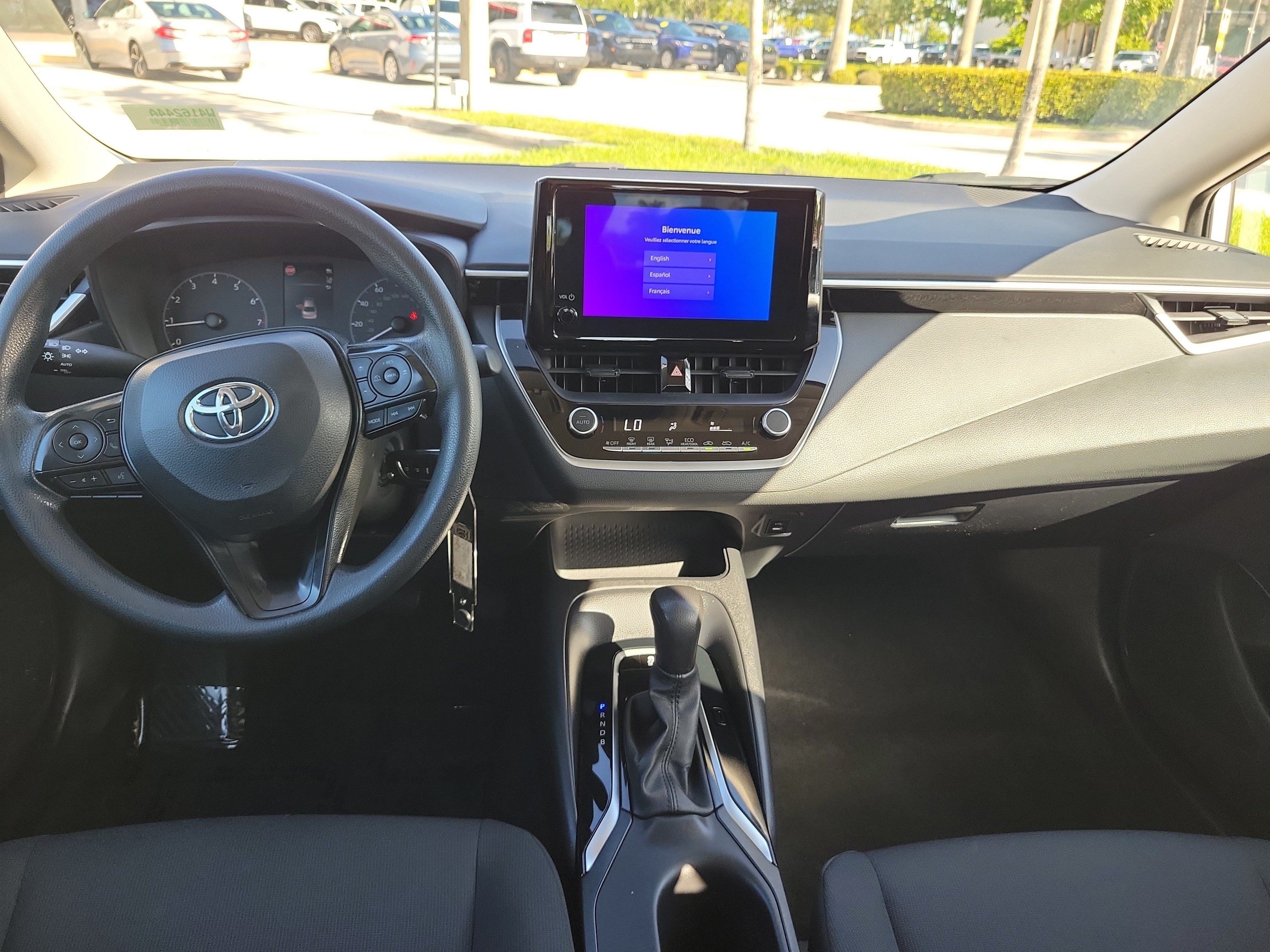 Used 2024 Toyota Corolla LE FWD image 16