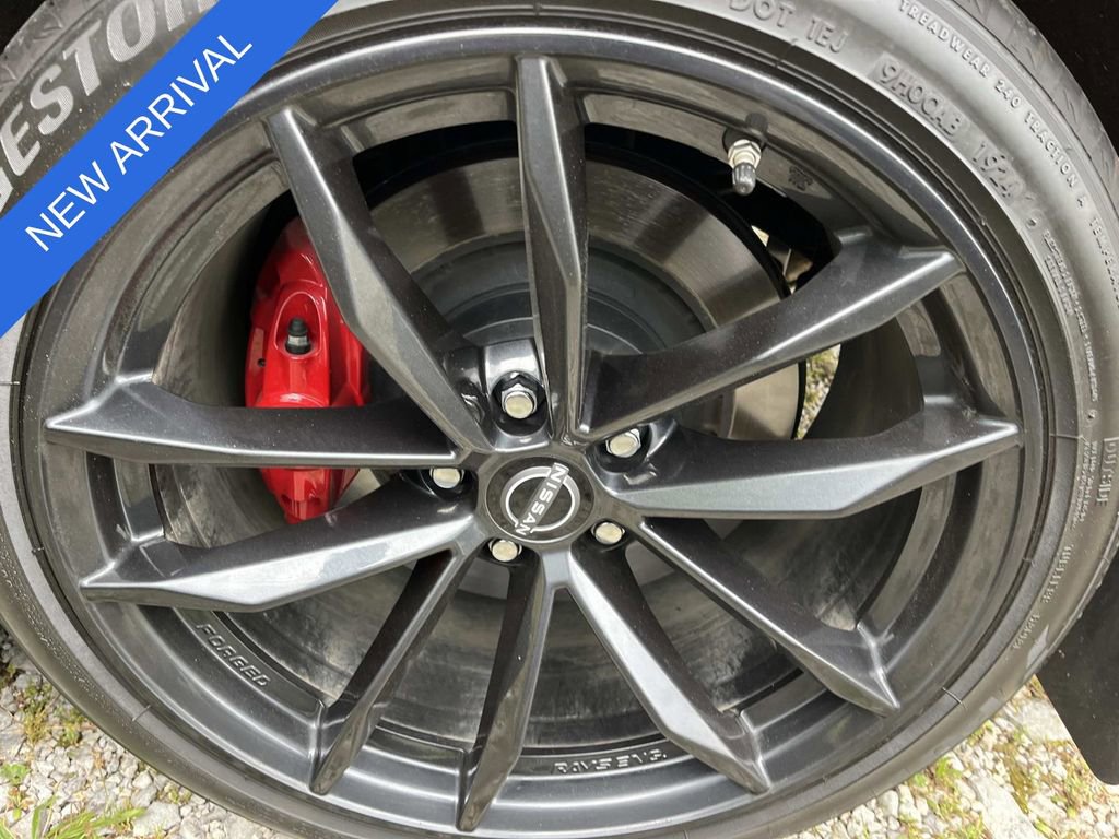 Used 2024 Nissan Z Performance w/ Floor Mat Package RWD image 10