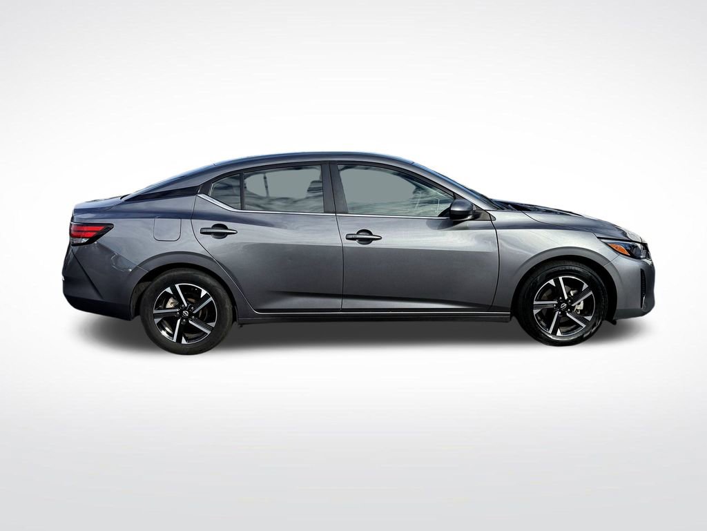 Used 2024 Nissan Sentra SV image 9