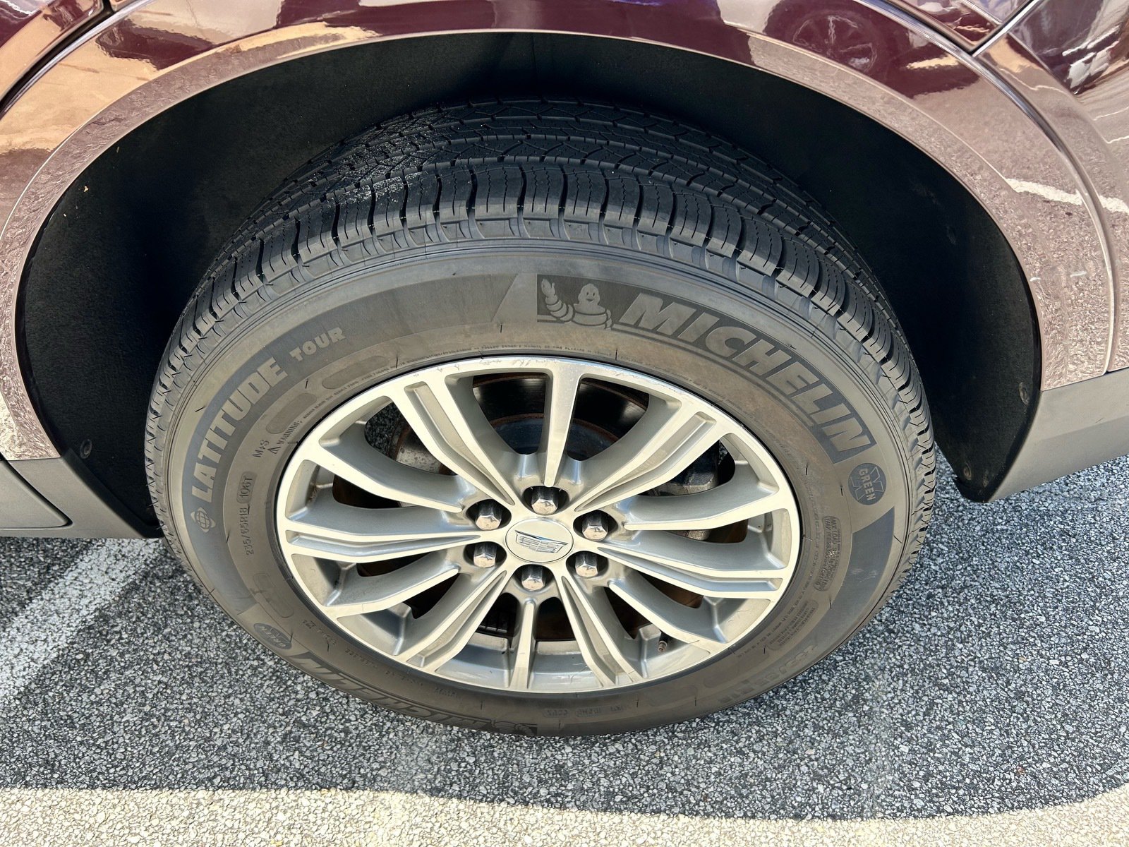 Used 2017 Cadillac XT5 Luxury w/ Driver Awareness Package FWD image 10